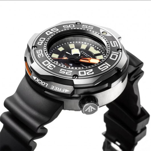 BN7020-09E - PROMASTER AQUALAND - DIVERS 1000m